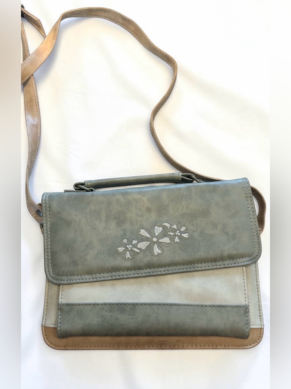 NWOT THE STONE CROSSBODY BAG PURSE FAUX LEATHER